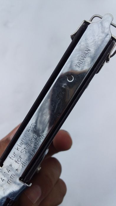 степлер строительный