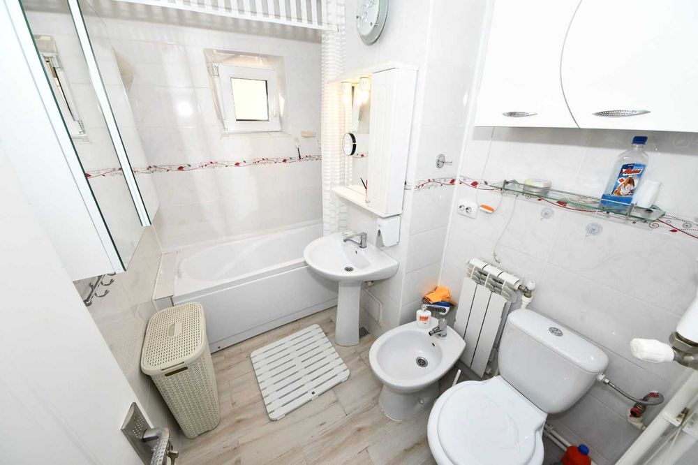 3 camere lux de vanzare