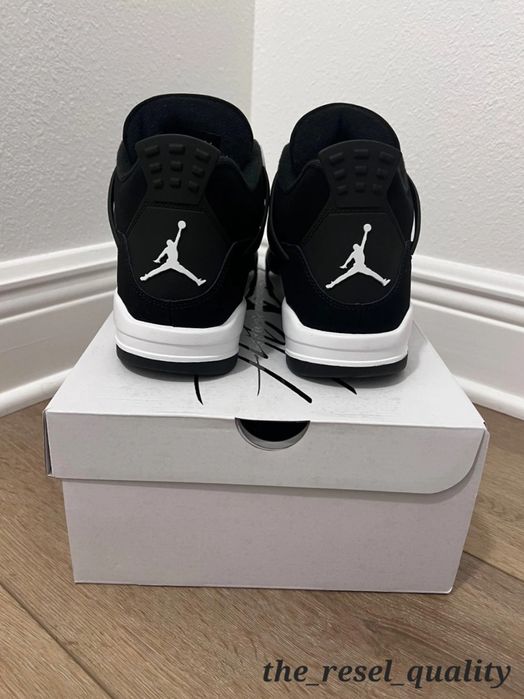 Jordan 4 White Thunder 42,43 Negru, Noi in Cutie, Livrare Rapida