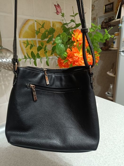 Продам женские сумки