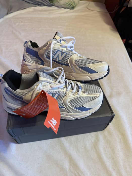 Обувки New Balance 530 чисто нови