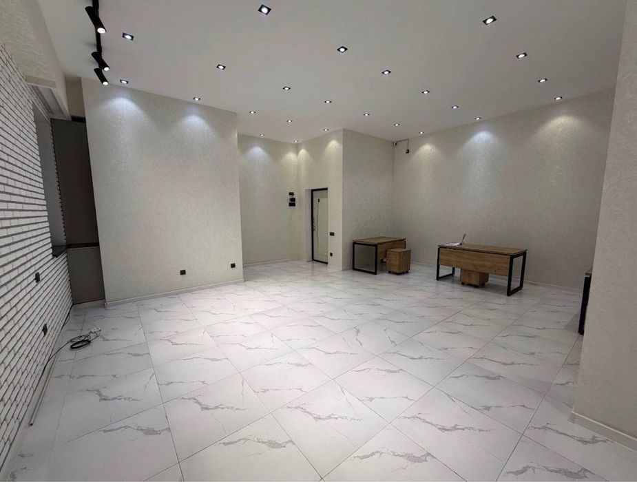 Срочно аренда Офис 1 этаж ул Махтумкули Макро