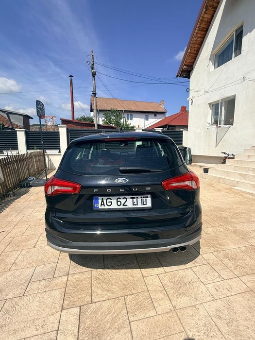 Ford focus activ
