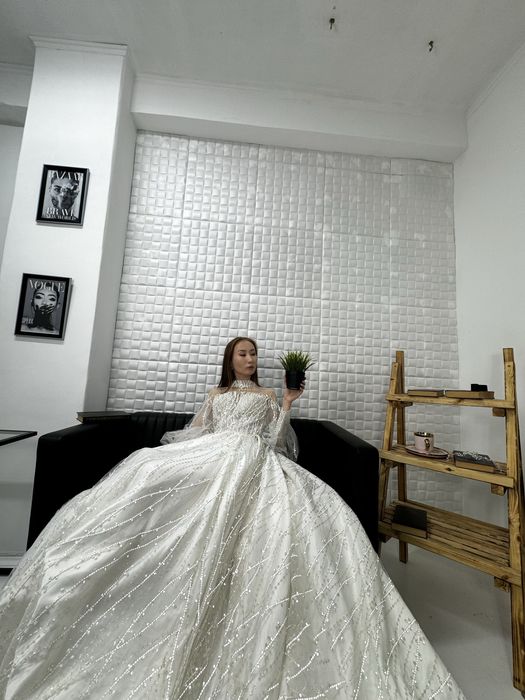 Продам свадебные платья