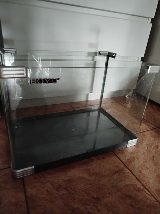 Acvariu sticla 34 l BOYU