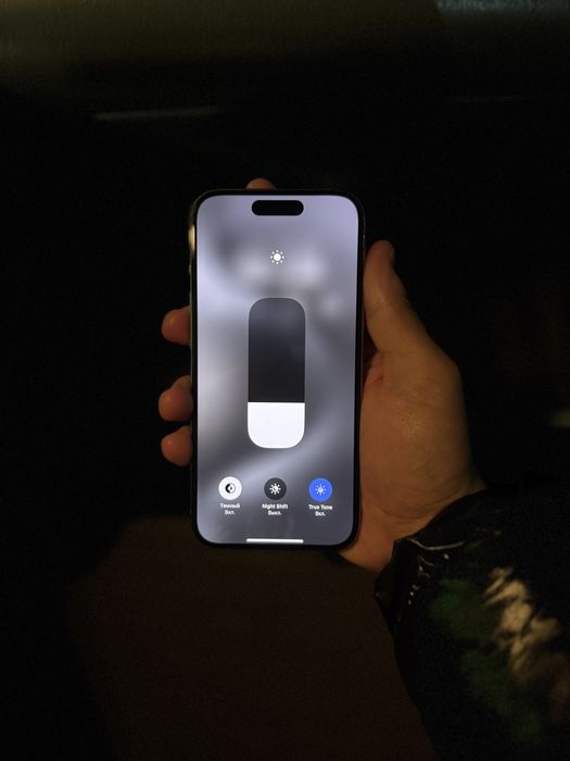 iphone 15 pro 256 Natural