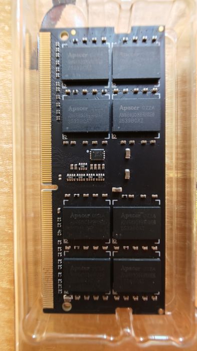 Vând 2 plăcuțe de memorie RAM pentru laptop
laptopul personal după upgrade la 64GB. 100% funcționale, 
au mers fără probleme în dual channel.
