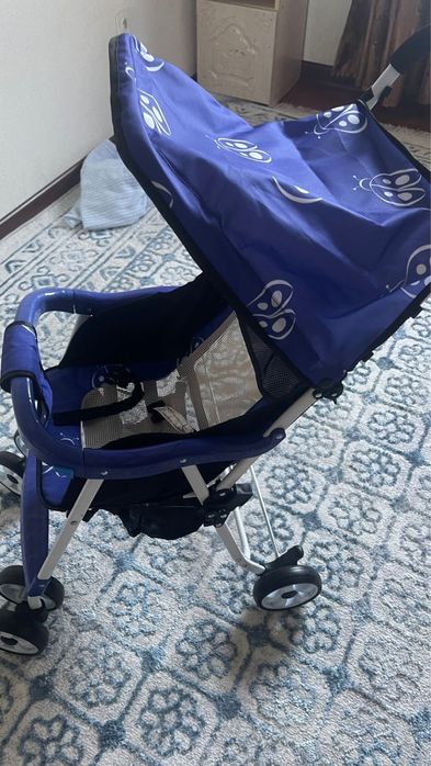 Коляска прогулочная