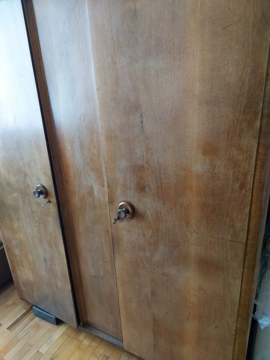 Спалня с гардероб от орех