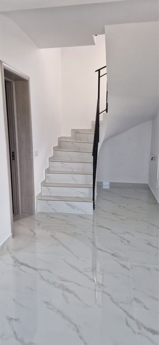 Vand casa noua la cheie in Cornu de Jos