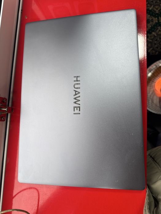 Nootbook huawei matebook