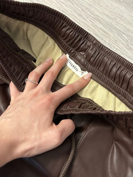 Дамски кожен панталон