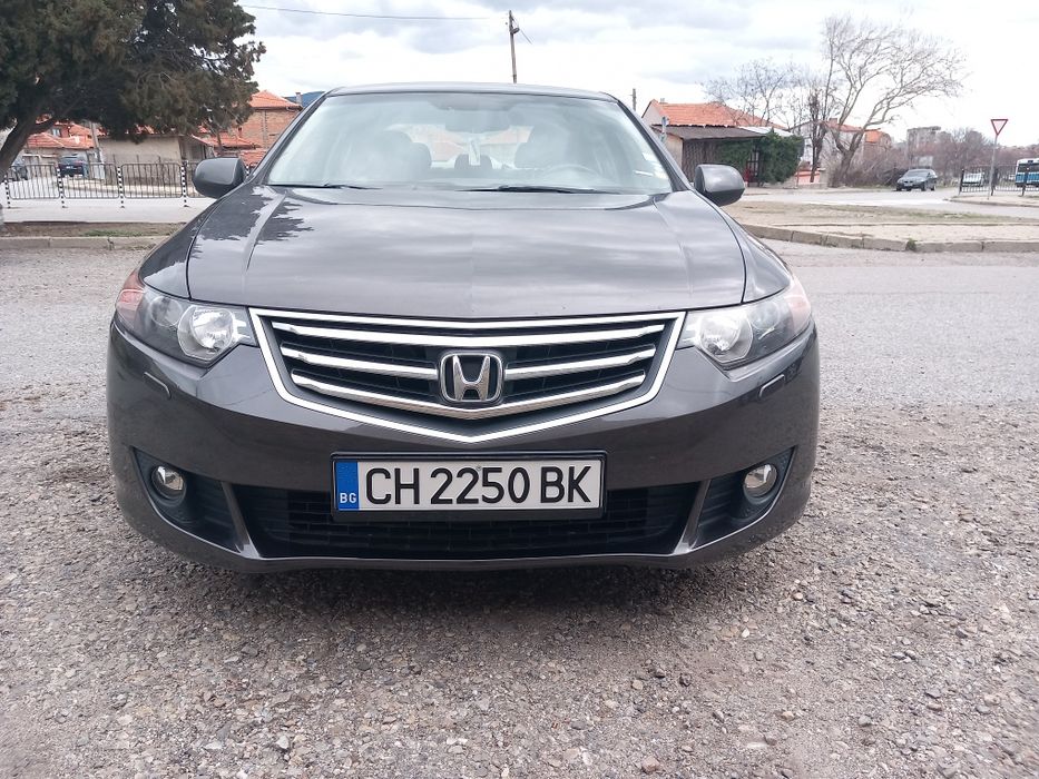 Хонда Акорд 2.2 I - DTEC