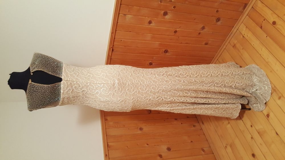 Официална рокля ..