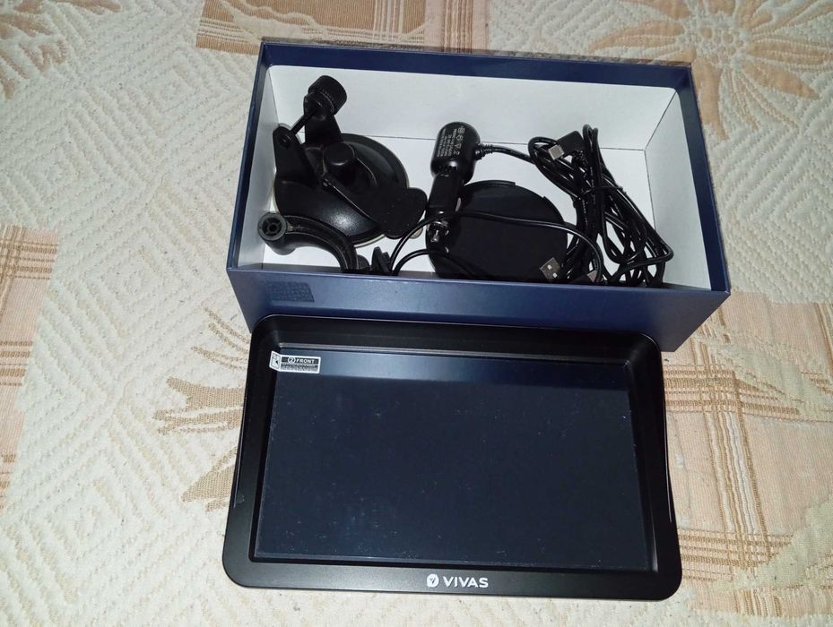 Таблет/навигация за кола и камион Vivas, Android 13, 9”, 32GB памет, 2GB RAM