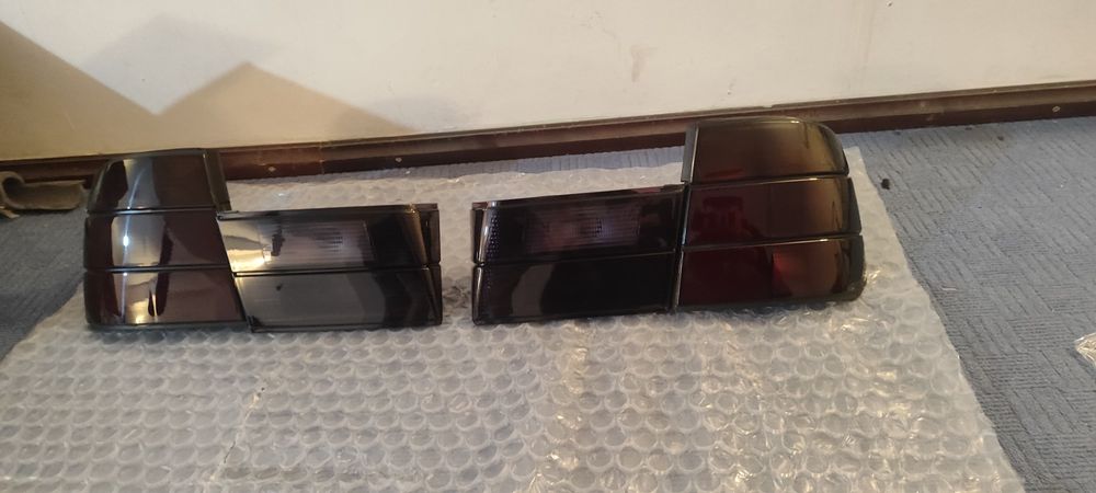 Задние фонари на е34