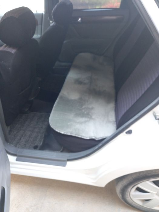 1,8 Lasetti sroshna sotiladi