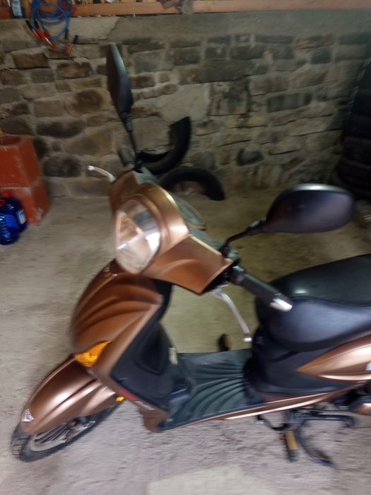Scuter electric de vanzare