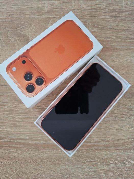 Iphone 17pro 256GB - Cosmic Orange