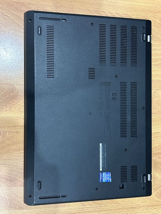 Като нов! Лаптоп Lenovo L480 i3/8GB RAM/256GB SSD, 12м. гаранция!