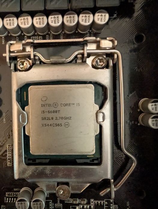 Kit placa GA-H170-HD3 + CPU i5 6600T + 8 GB Ram