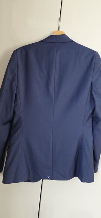 Нов костюм 100% италианска вълна Douglas Mayfar