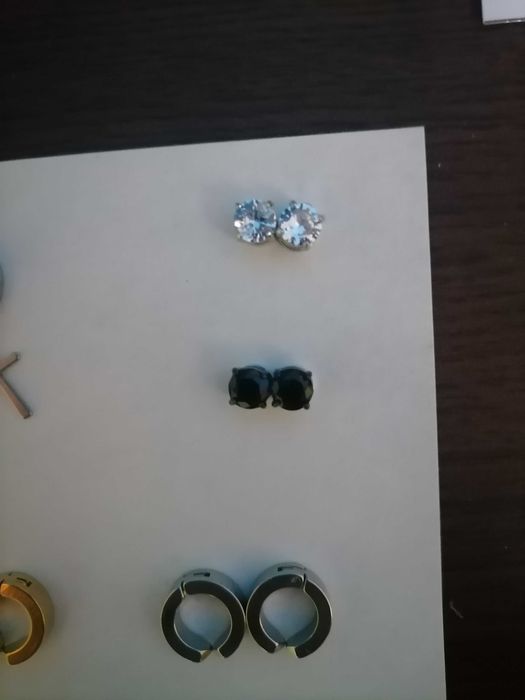 Cercei clips fără gaura