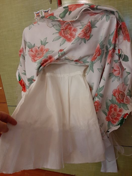 Деская нарядная платье