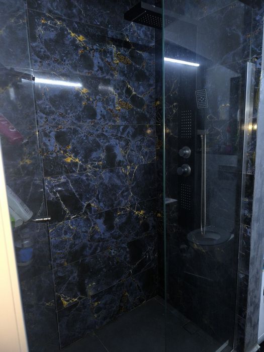 Amenajări interioare exterioare. Renovări apartamente case .