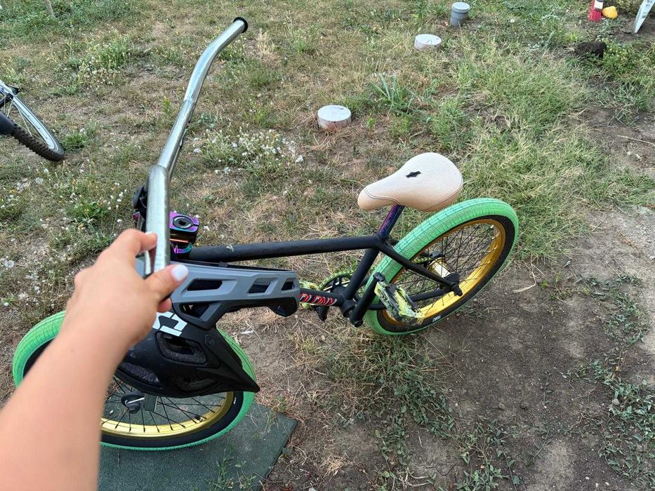 Bicicleta BMX Freestyle (18.9" - Ed Black)