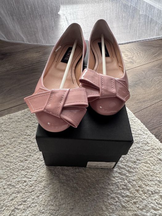 Vand balerini piele, noi, Musette