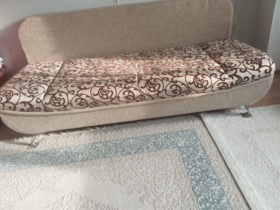 Продам срочно диван - тахта