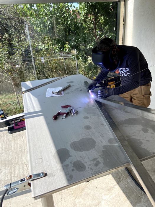 цветни заварки заваряване на алуминий София заварчик заваръчни услуги