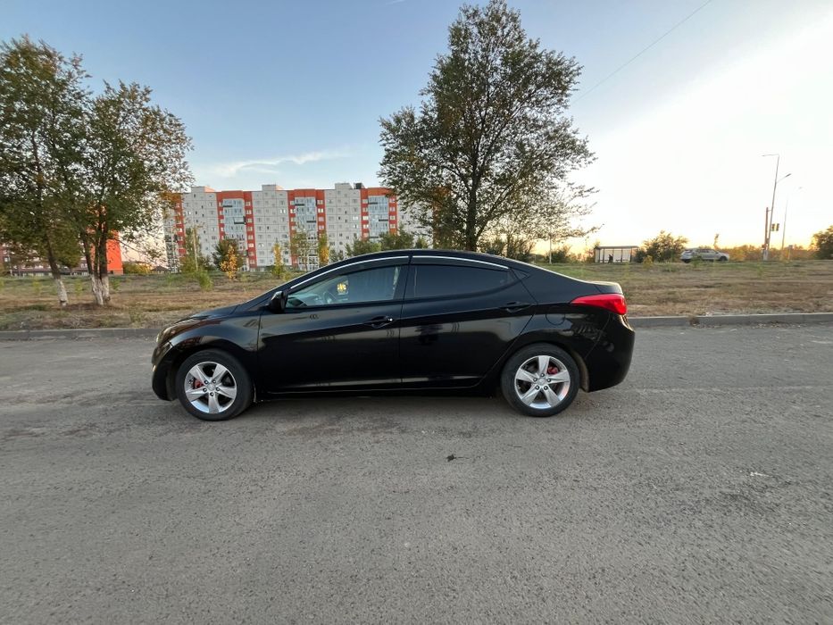 Срочно продам Hyundai Elantra