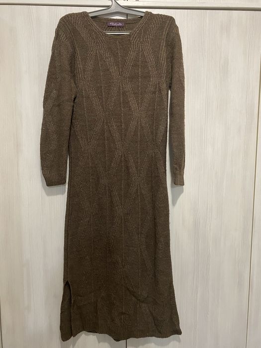 Платья и  кастюмы  двойки теплые