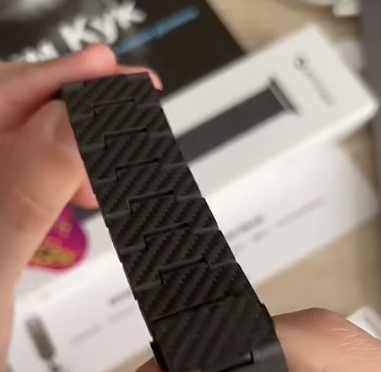 Карбоновый ремешок 20мм, 22мм