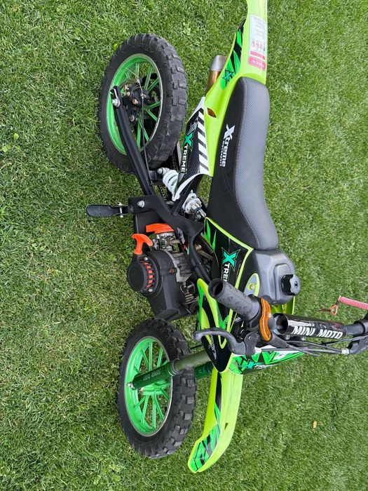 Mini Moto Cross Xtreme 49cc copii + Costum Protecție + Cască Roșie Cadou