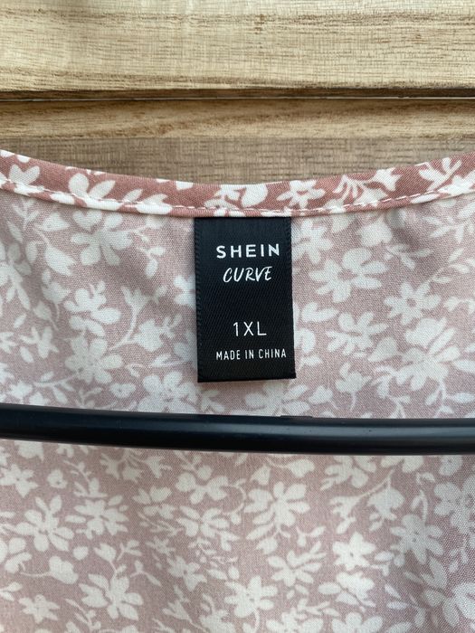 Rochie roz pudrat cu volănașe