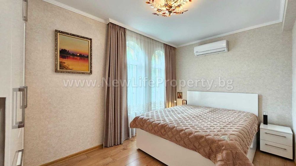 Продава се Четиристаен апартамент в к.к. Слънчев бряг - 120 кв.м за 2000 €/кв.м - Снимка #10