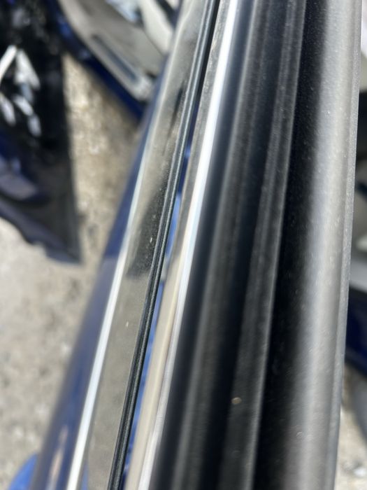 Geam ușă  stânga față dublu Volkswagen Touareg 7P