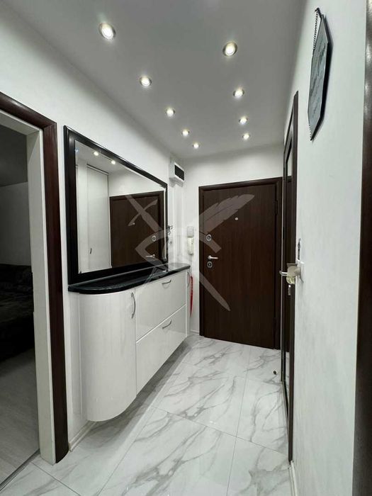 Дава се под наем Тристаен апартамент в София, Младост 1 - 78 кв.м за 1000 € - Снимка #14