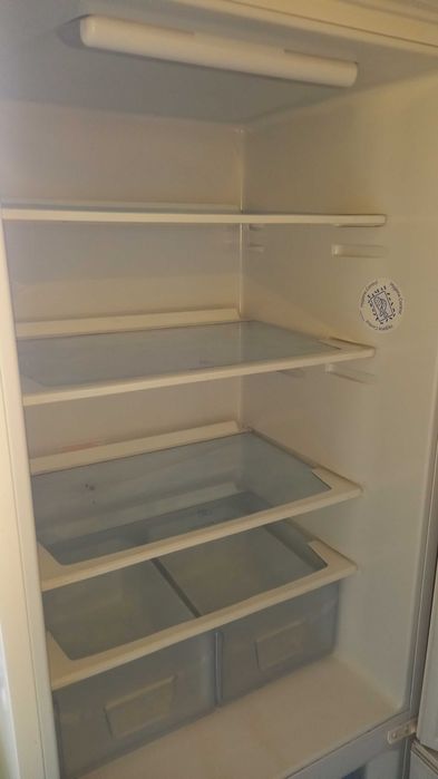 Combina frigorifica Indesit