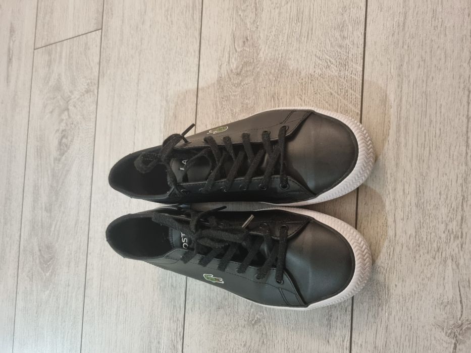 Adidasi Lacoste, marimea 39