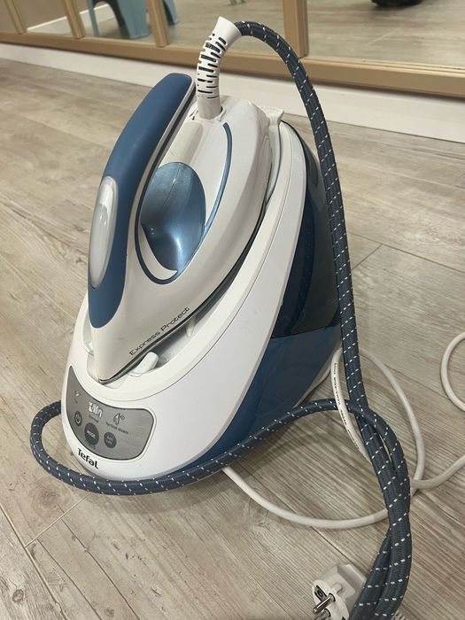 Продам профессиональный паровой утюг