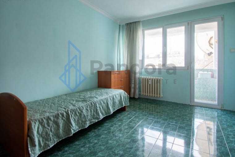 Дава се под наем Тристаен апартамент в София, Медицинска академия - 100 кв.м за 1969 € - Снимка #7