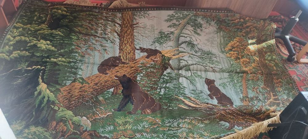 Немецкие ковры в хорошем состоянии