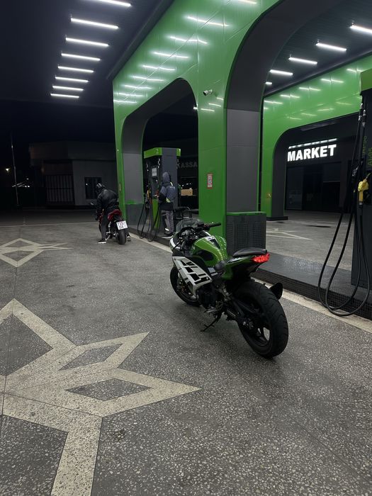 Motosikil sotiladi kawasaki ninja 400 cc