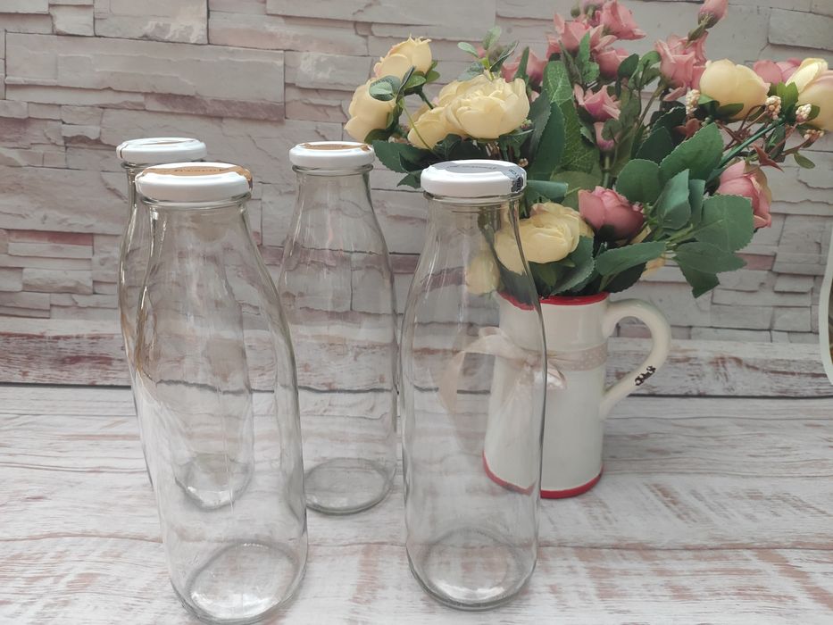 Бутылки с крышками 0,8 л