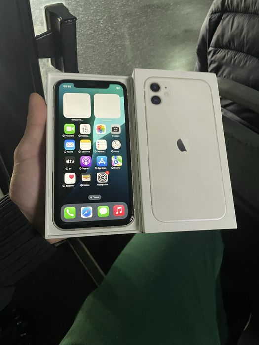 Продам телефон айфон 11 128Gb