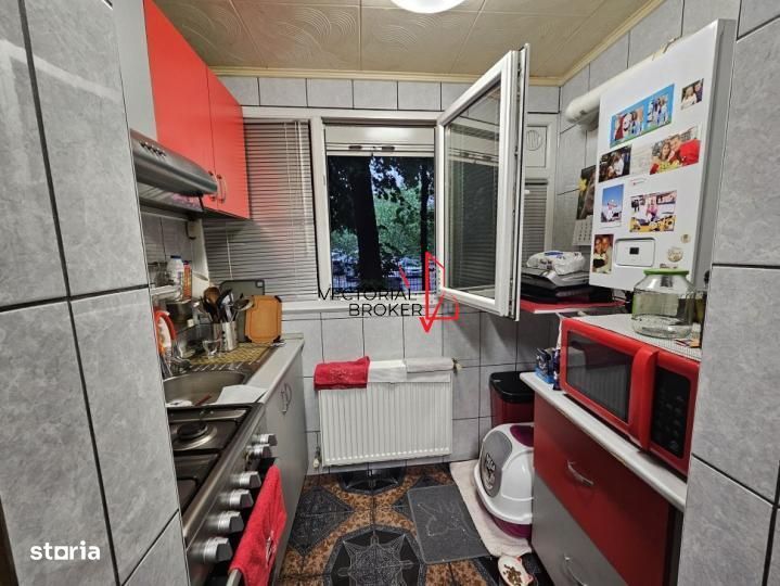 Apartament 3 camere Dristor Fizicienilor